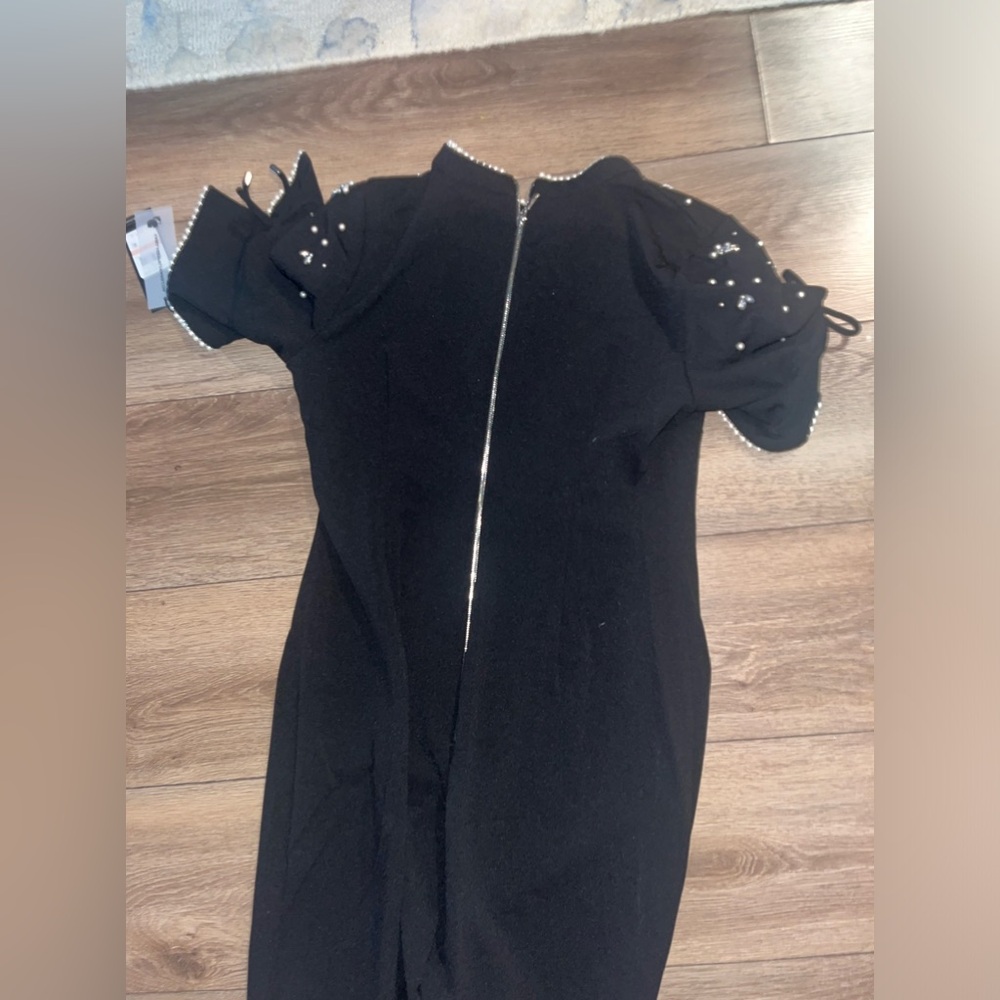 NWT KARL LAGERFELD
Paris Rhinestone Crepe Scuba Sheath Dress - Picture 2 of 5